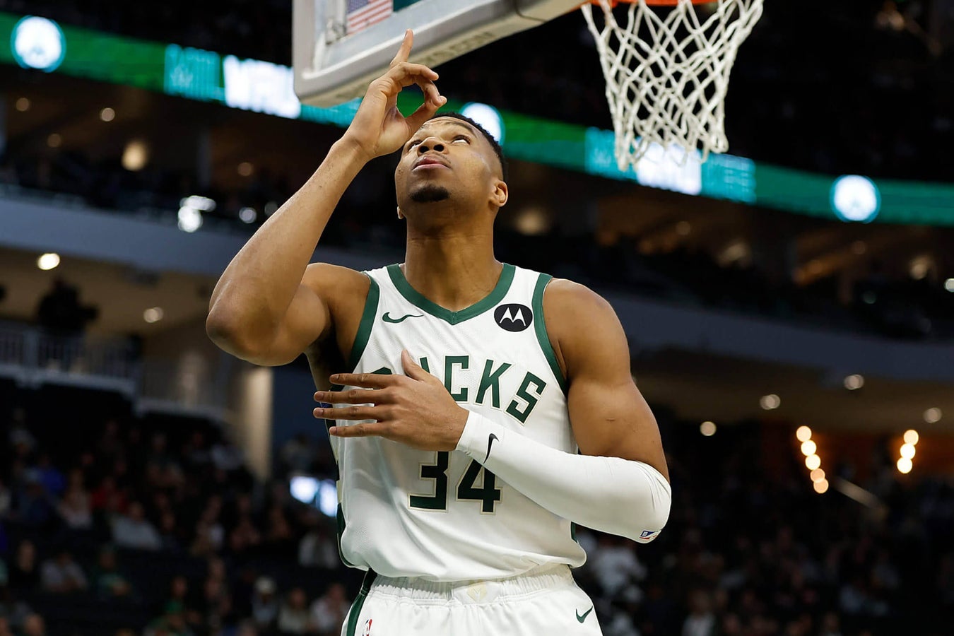 Milwaukee Bucks Superstar Giannis Antetokounmpo Inks Major Deal