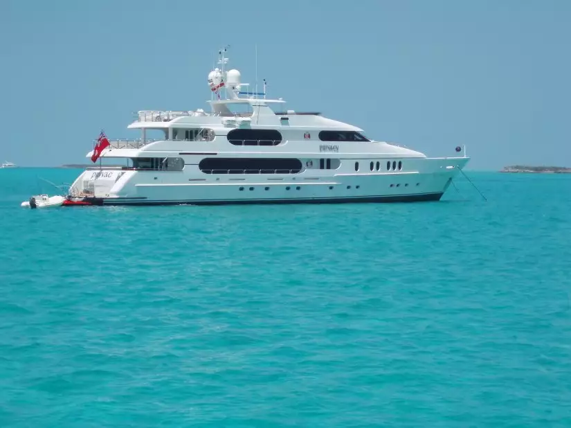 Stunning Photos of Tiger Woods $20M Yacht The Privacy