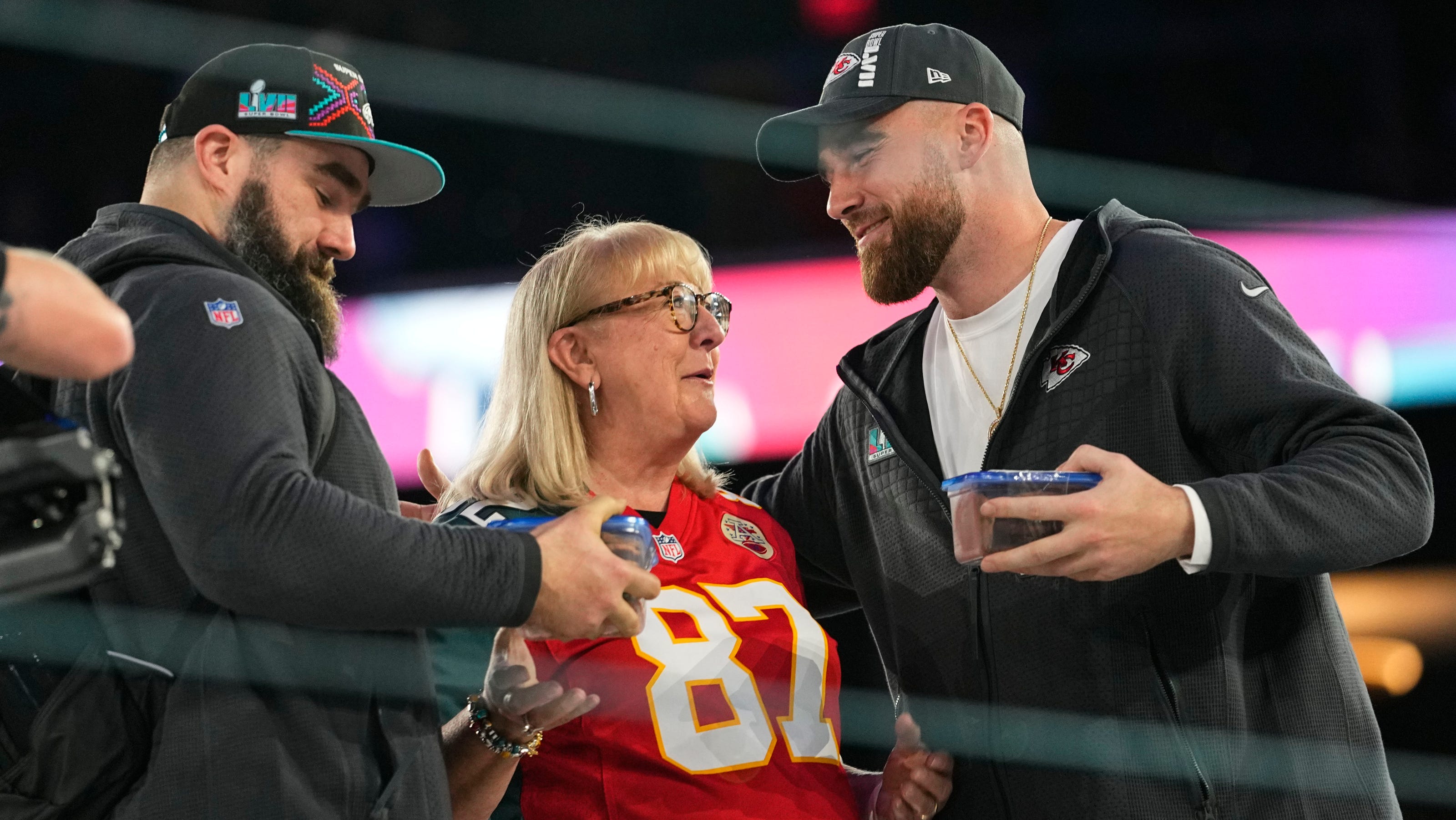 Donna Kelce's Residence: Where Does Travis Kelce's Mom Live in Florida?