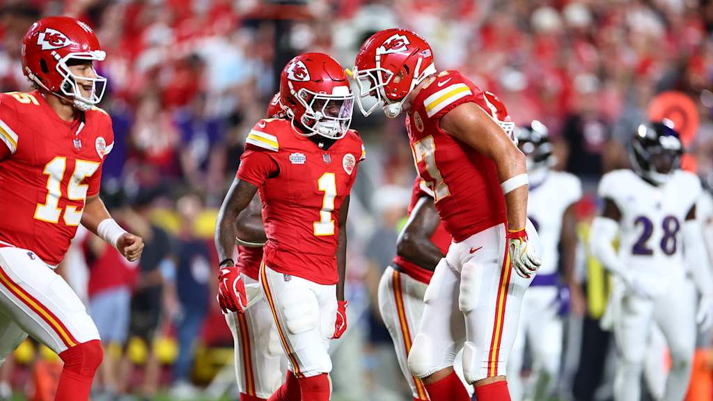 Mahomes Leads Chiefs to Victory Over Ravens in AFC Clash