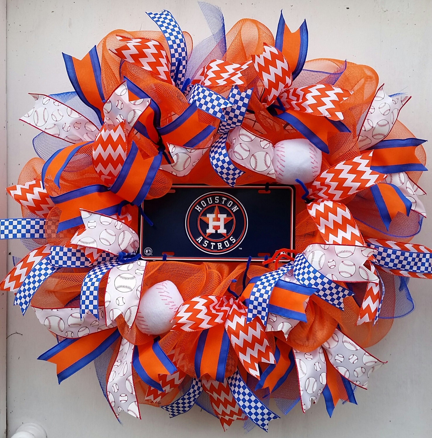 Astros Gifts for Her: Unique Ideas to Surprise and Delight Any Female Astros Fan!