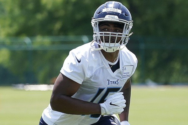 Treylon Burks Contract: Whats the Deal with the Titans Rookie?