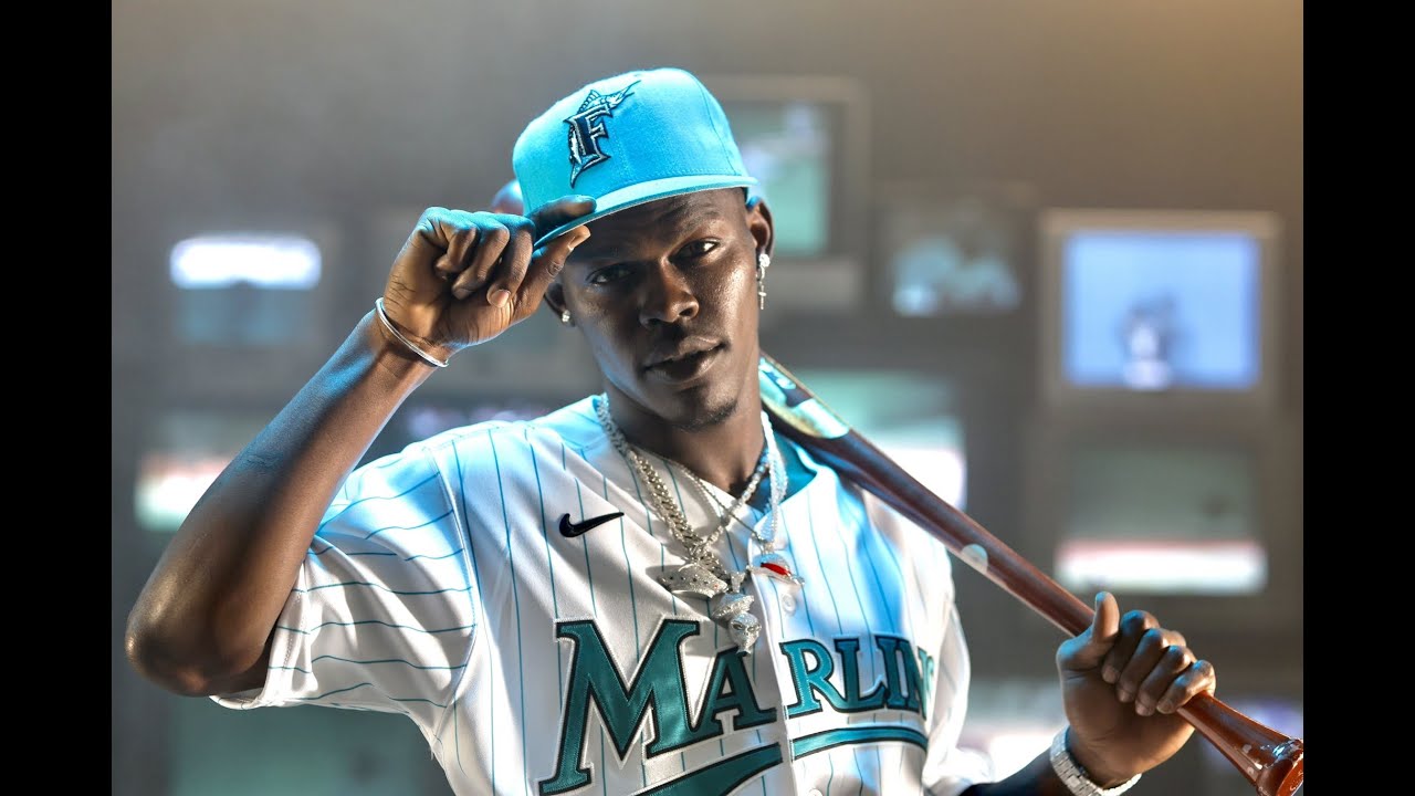 Marlins Uniforms 2023: Check Out the New Look!