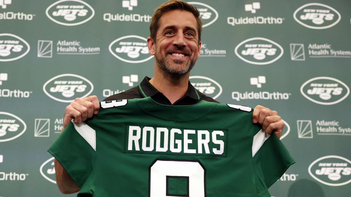 aaron rodgers net worth 2023: is he a billionaire (learn how the famous quarterback spends his money).