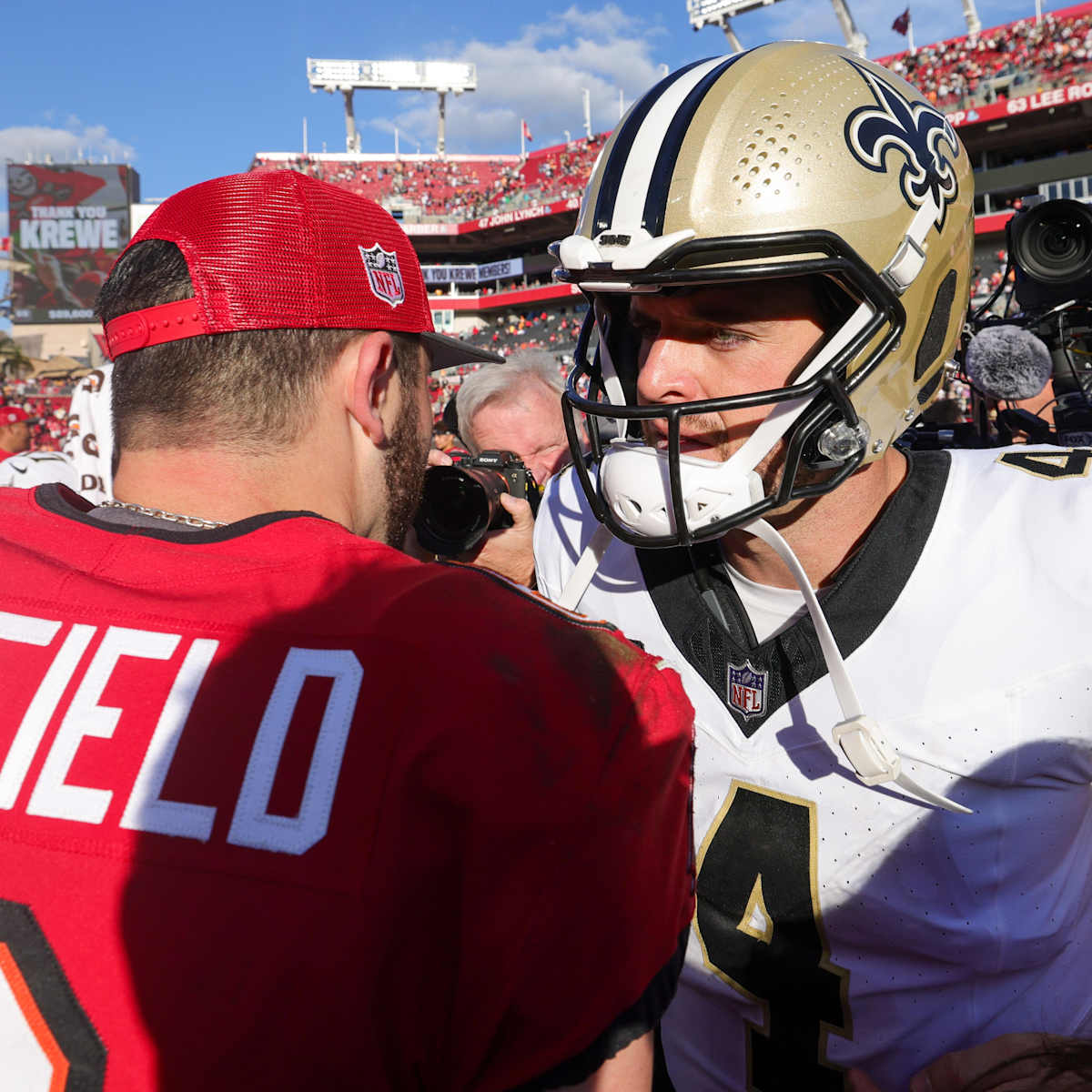 Baker Mayfield or Derek Carr:  A Head-to-Head Comparison of Two Veteran Quarterbacks