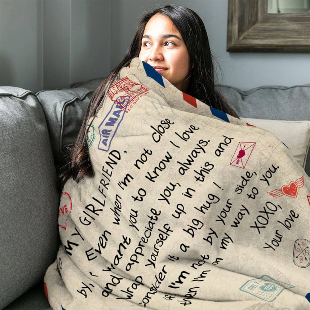 Gift Ideas: Surprise Her With a Luxurious Blanket for Girlfriend She Cant Resist