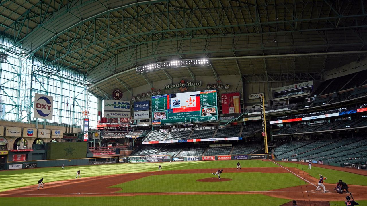 Minute Maid Park: How Many People Can Fit Inside for a Game?