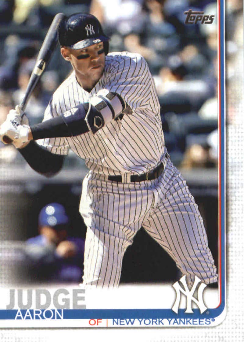 2019 Topps Aaron Judge: Hot Baseball Card, Must-Have for Fans!