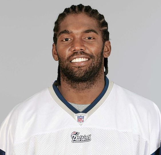 Randy Moss Career Earnings: From Rookie to Retirement!