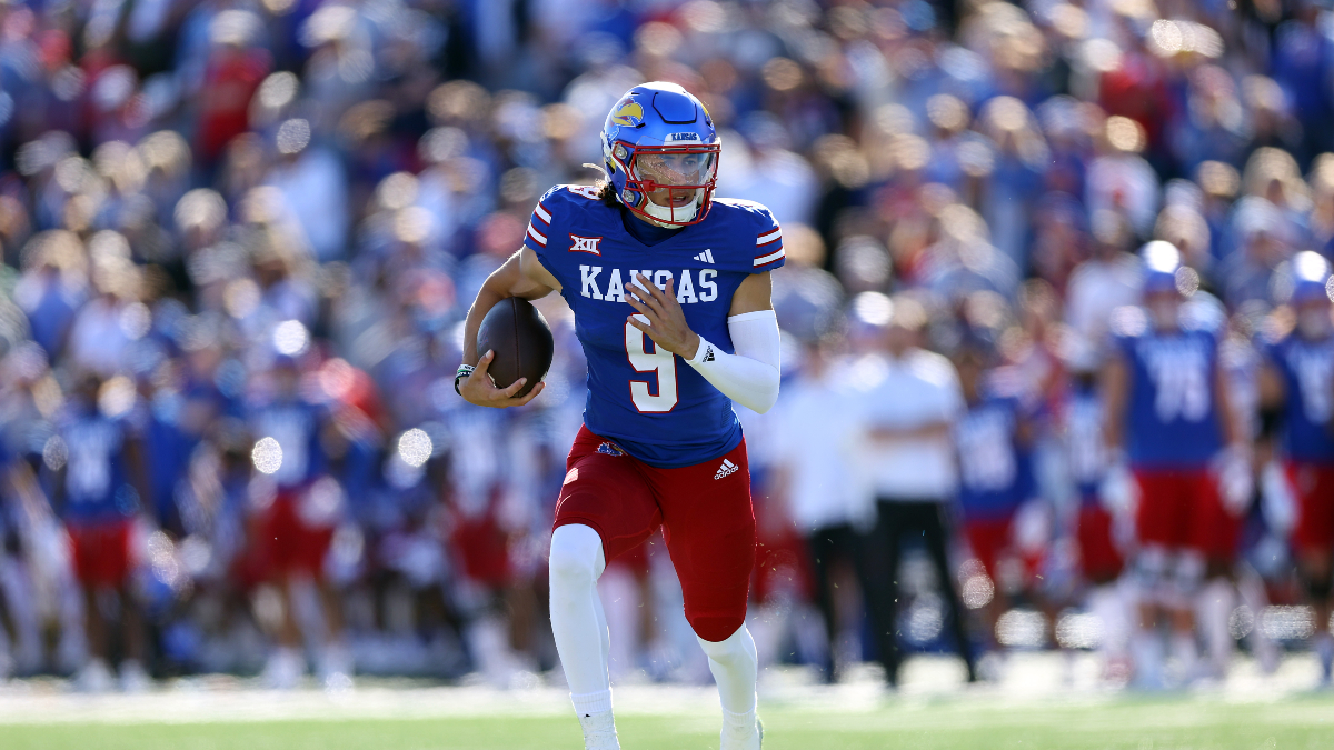 Oklahoma vs Kansas Football: Can Kansas Upset Oklahoma? (A Look at the Odds)