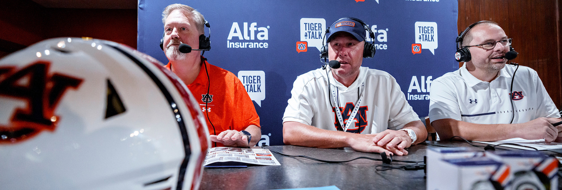 Get the Play-by-Play: Auburn Radio Live Sports Broadcasting