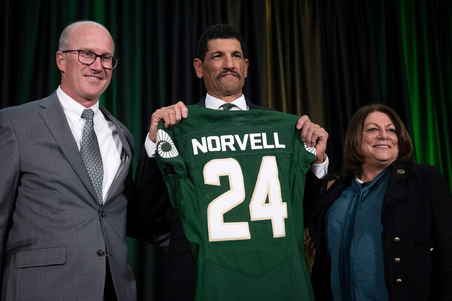 Jay Norvell Coaching Career (Everything You Need to Know About Him)