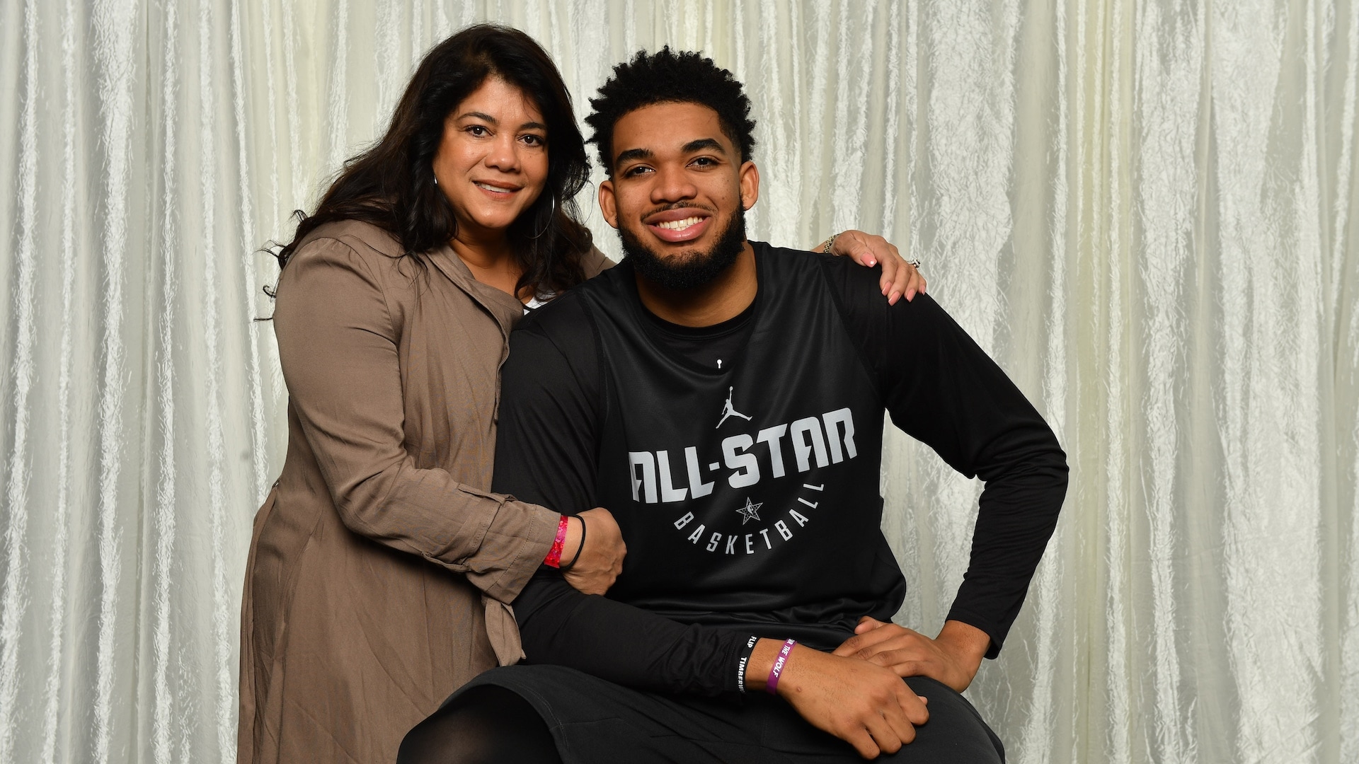 Kyrie Irving Mom: Remembering Elizabeth Irvings Life and Legacy