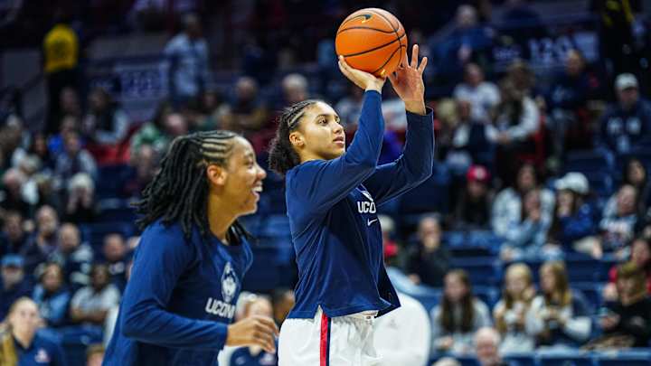 Azzi Fudd Injury: UConn Stars Condition and Return