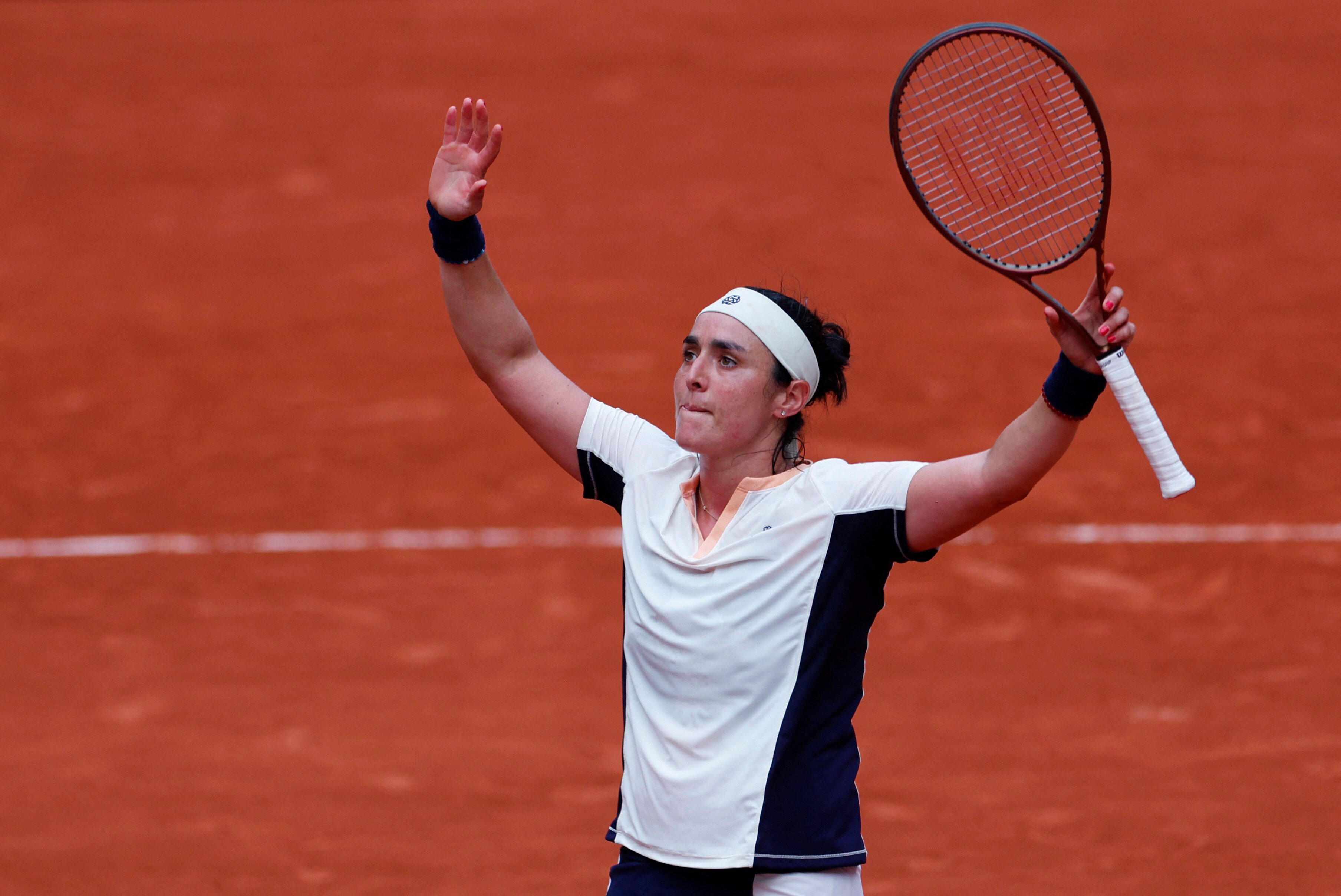 Roland-Garros 2024: Ons Jabeur Battles Clara Tauson Today