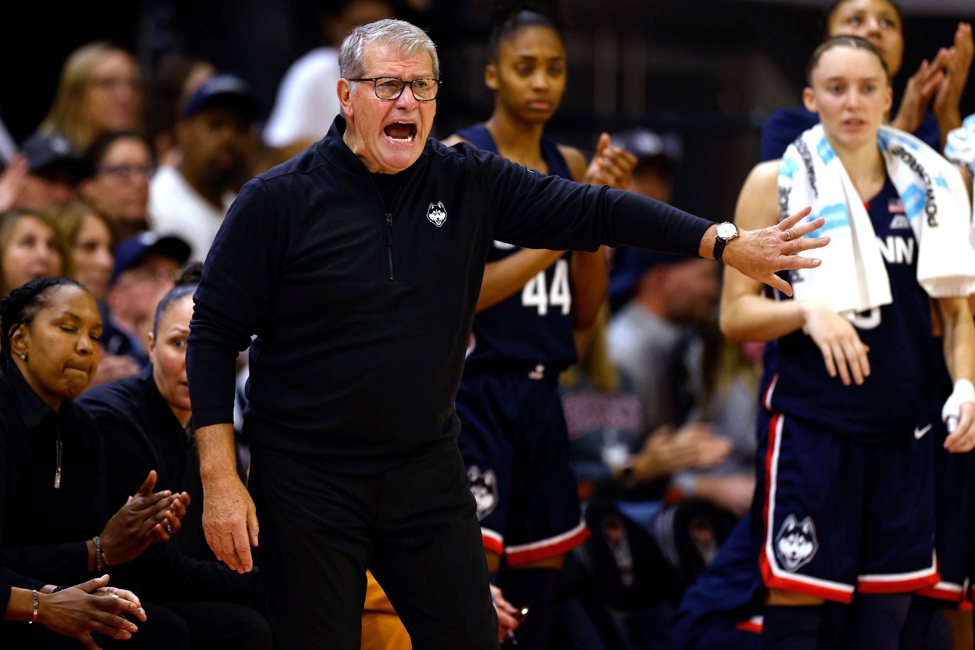 UConn Womens Basketball Coach Salary: A Breakdown of Genos Pay