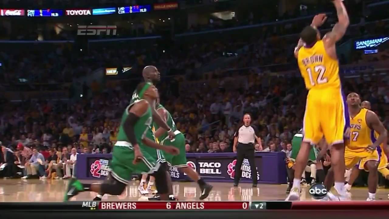 Remember Basketball Player Shannon Brown? Check Out His Most Amazing Dunks and Plays!