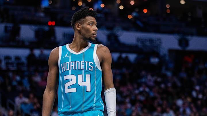 Hornets vs 76ers Prediction: Will Embiid Dominate? (Our Thoughts on Tonights NBA Showdown)