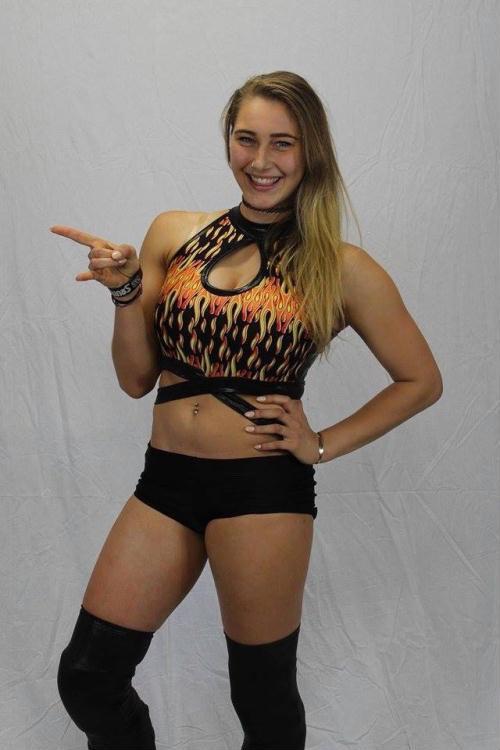 Rhea Ripley 17 Years Old: Throwback to Her Start (Before WWE Fame)