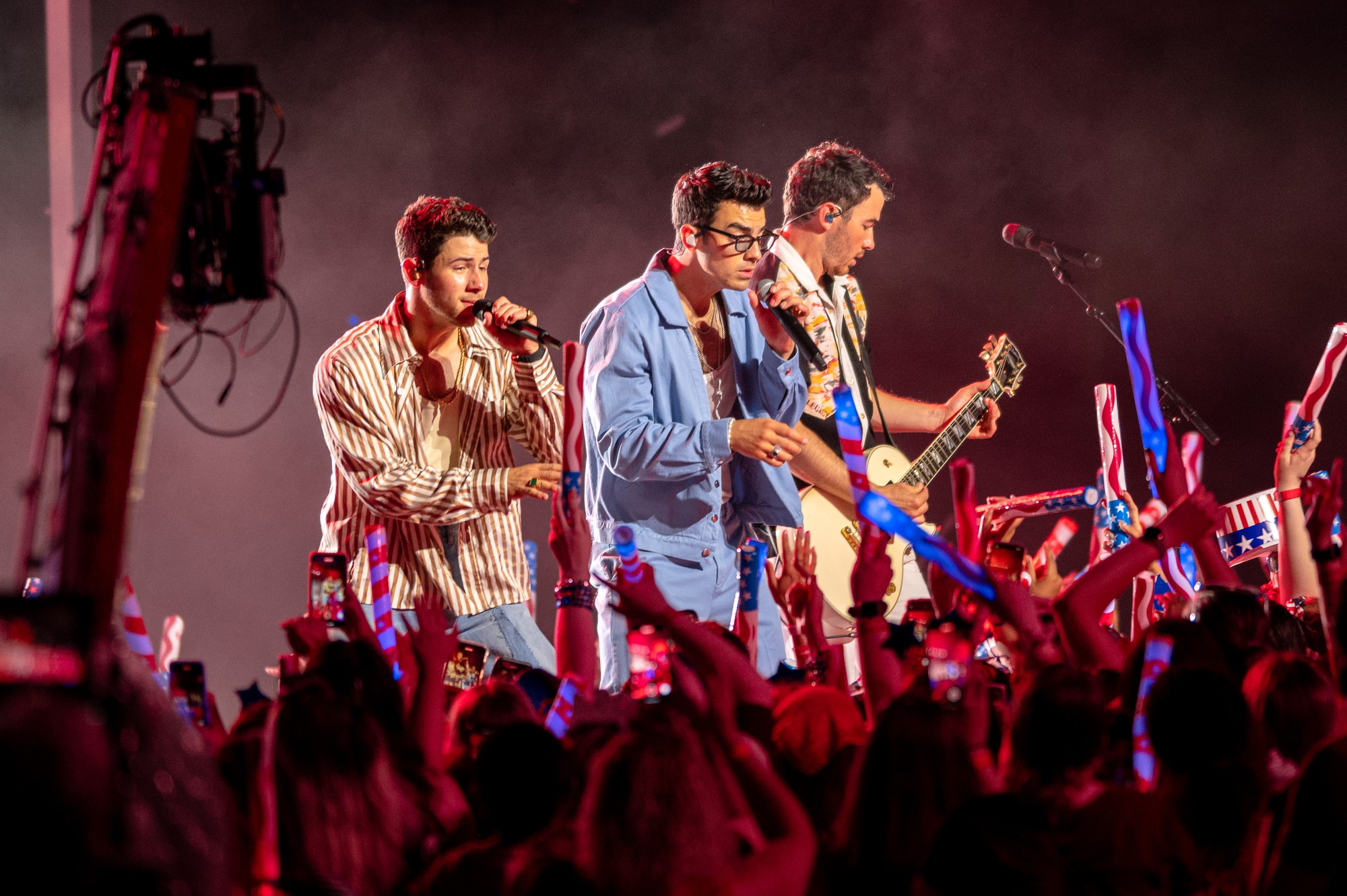 See the Jonas Brothers in Miami: Find Setlists & Show Reviews.