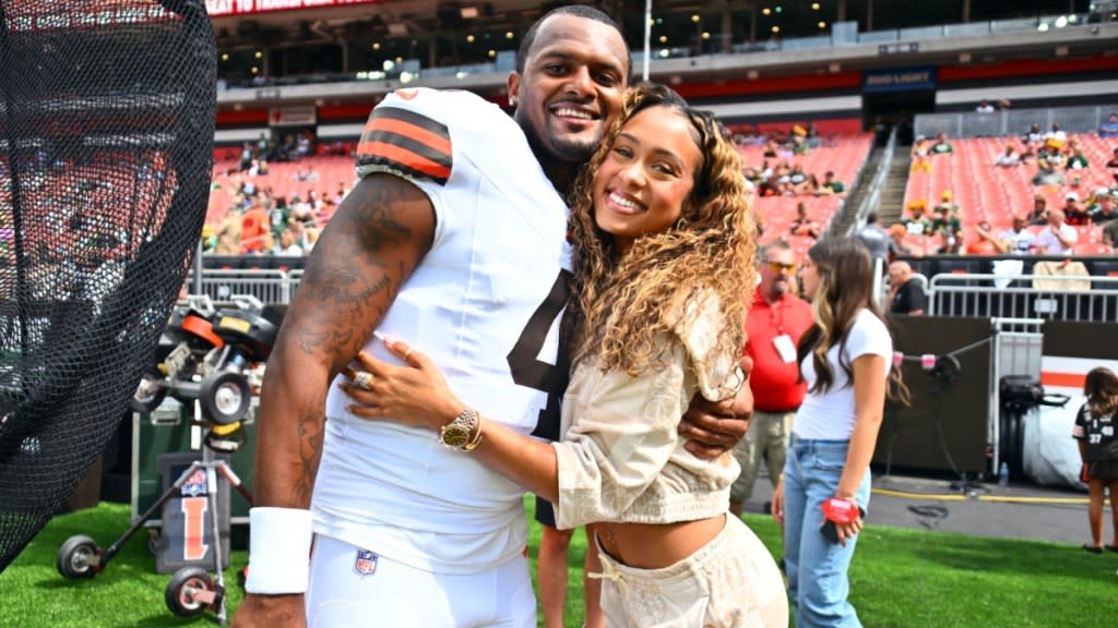 Deshaun Watsons Love Life: All About His Girlfriend